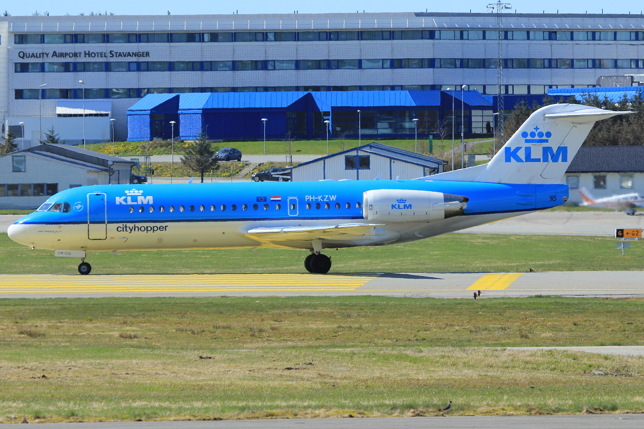 PH-KZW · Fokker 70 · (SVG / ENZV)