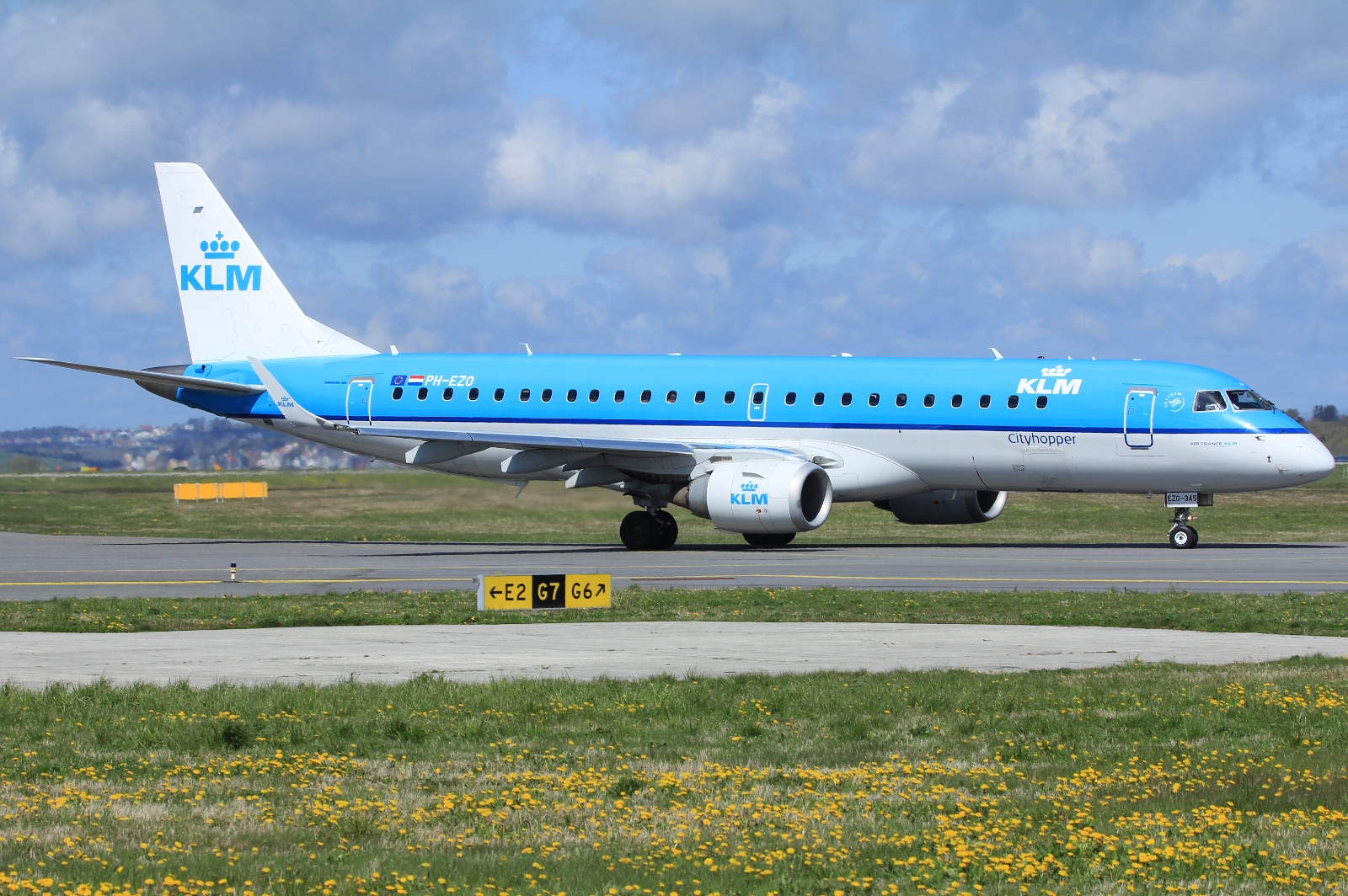 PH-EZO · Embraer 190-100STD · (SVG / ENZV)