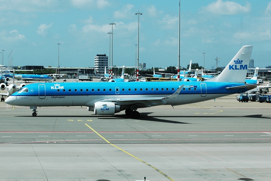 PH-EZC · Embraer 190-100LR · (AMS / EHAM)