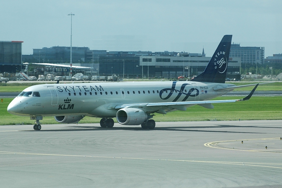 PH-EZX · Embraer 190-100STD · (AMS / EHAM)