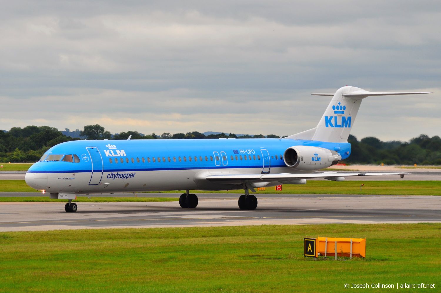 PH-OFO · Fokker 100 · (MAN / EGCC)