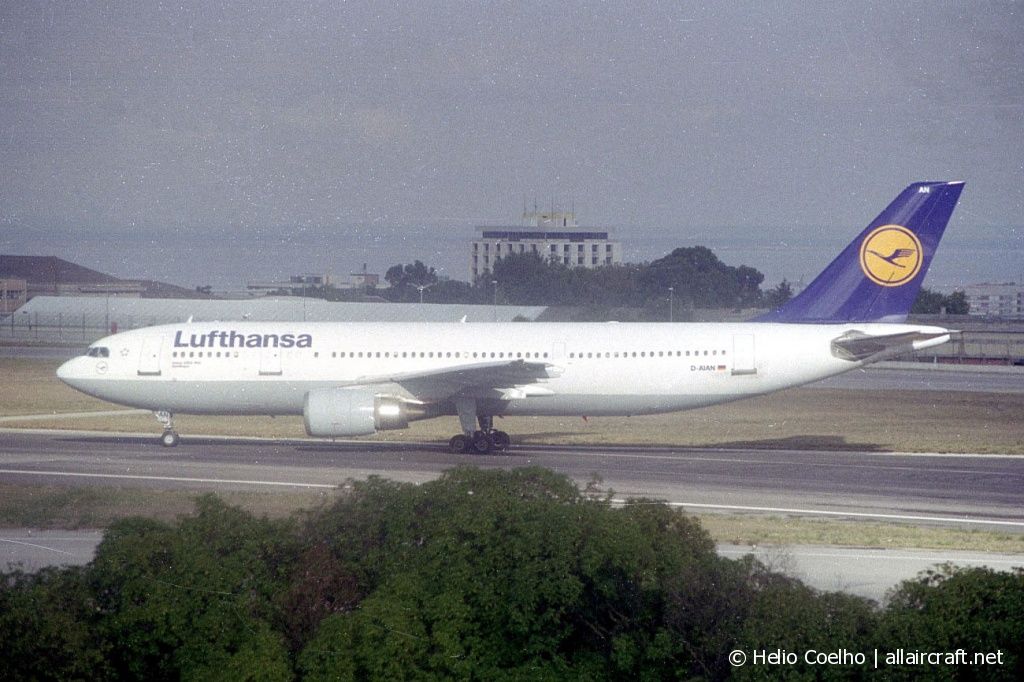 D-AIAN · Airbus A300B4-603 · (LIS / LPPT)