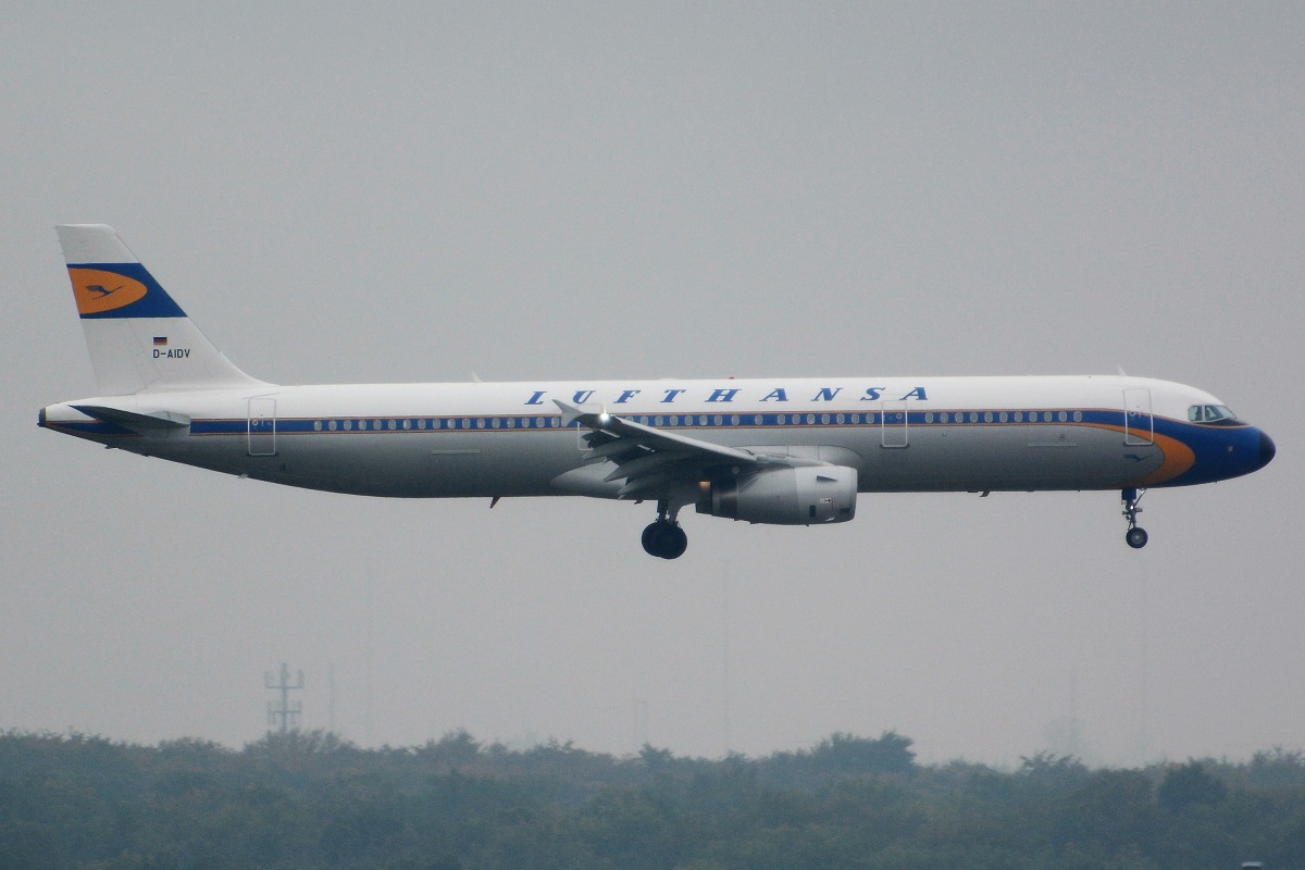 D-AIDV · Airbus A321-231 · (FRA / EDDF)