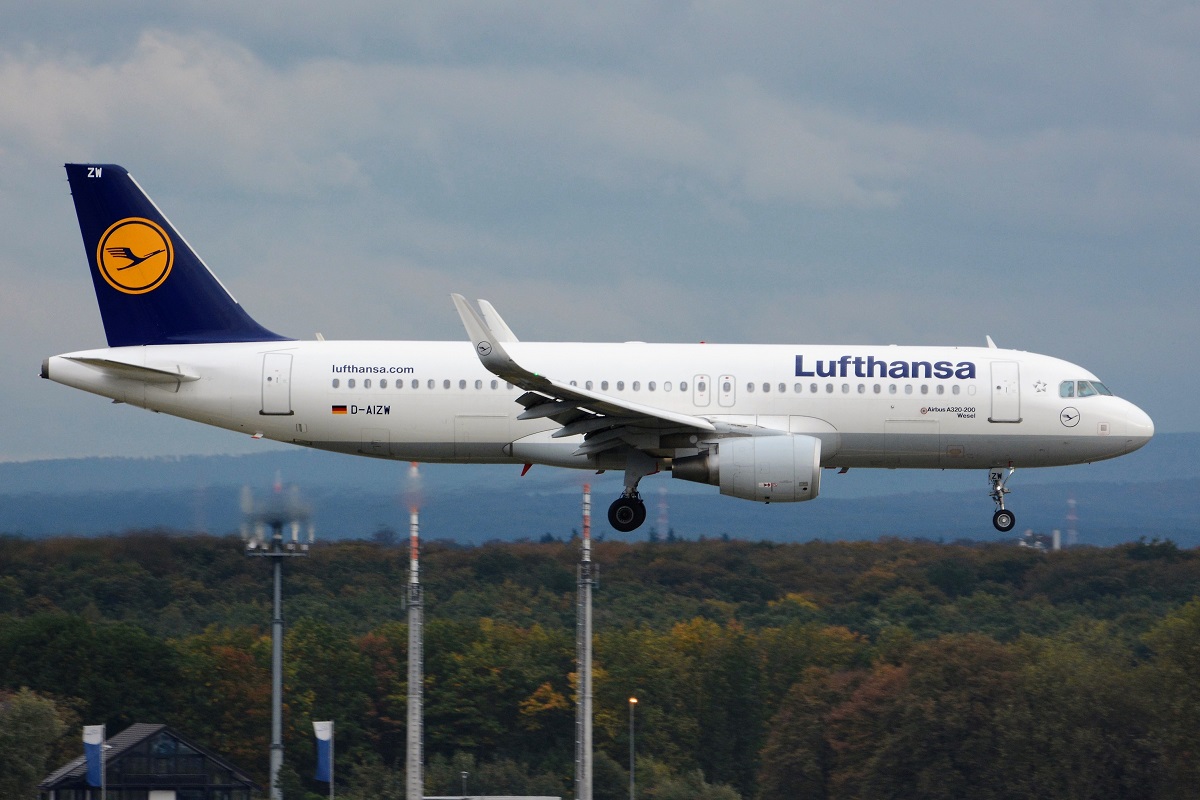 D-AIZW · Airbus A320-214(WL) · (FRA / EDDF)