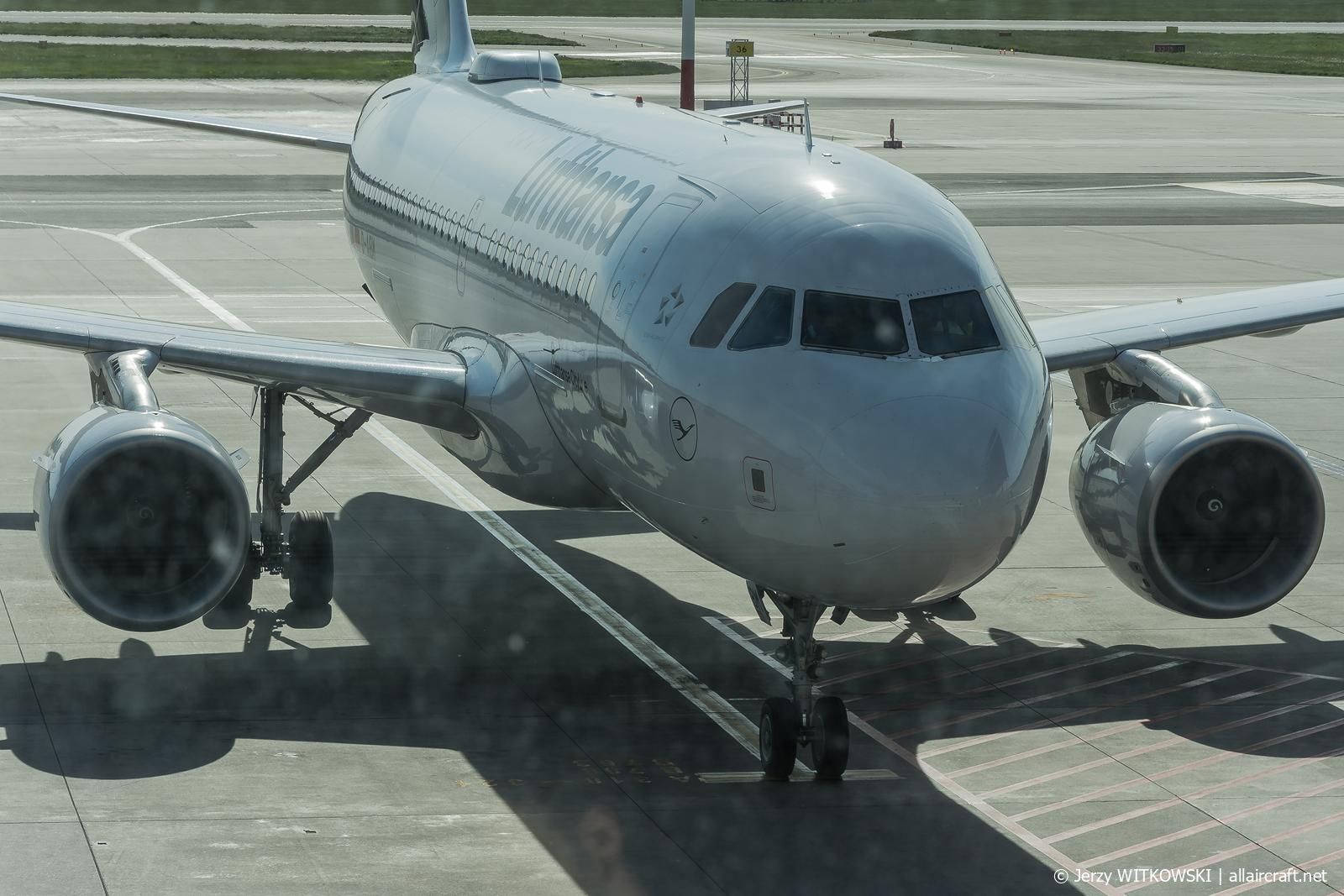 D-AIBM · Airbus A319-112 · (WAW / EPWA)