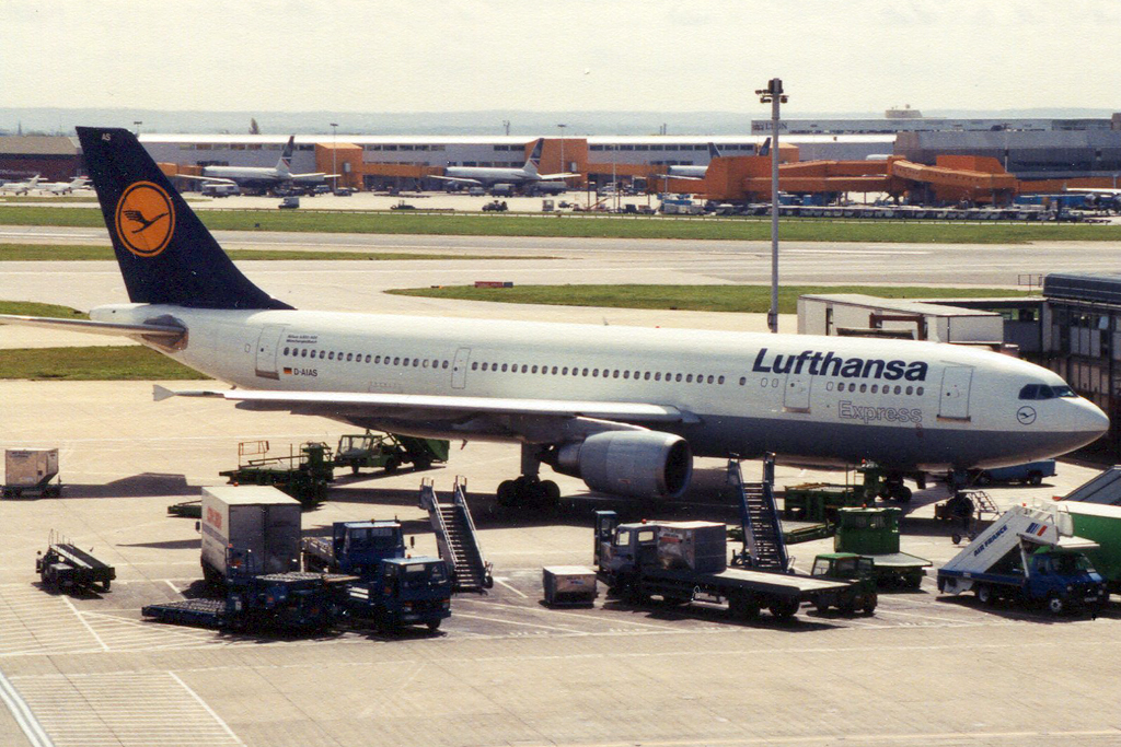 D-AIAS · Airbus A300B4-603 · (LHR / EGLL)