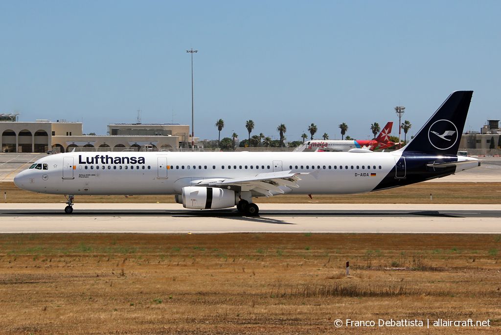 D-AIDA · Airbus A321-231 · (MLA / LMML)