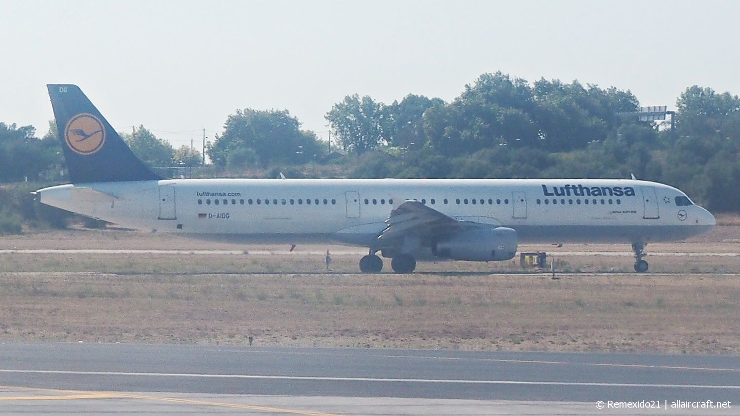 D-AIDG · Airbus A321-231 · (LIS / LPPT)