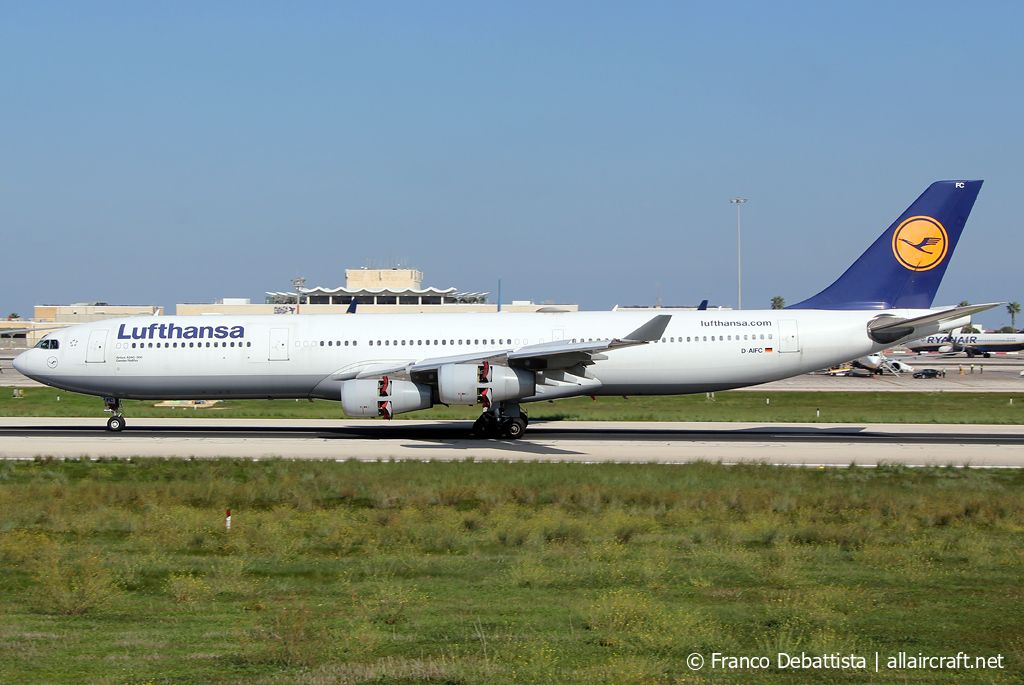 D-AIFC · Airbus A340-313 · (MLA / LMML)