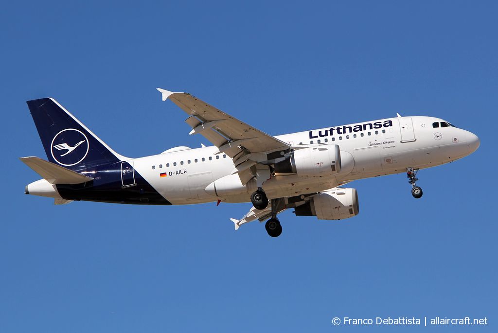 D-AILW · Airbus A319-114 · (MLA / LMML)