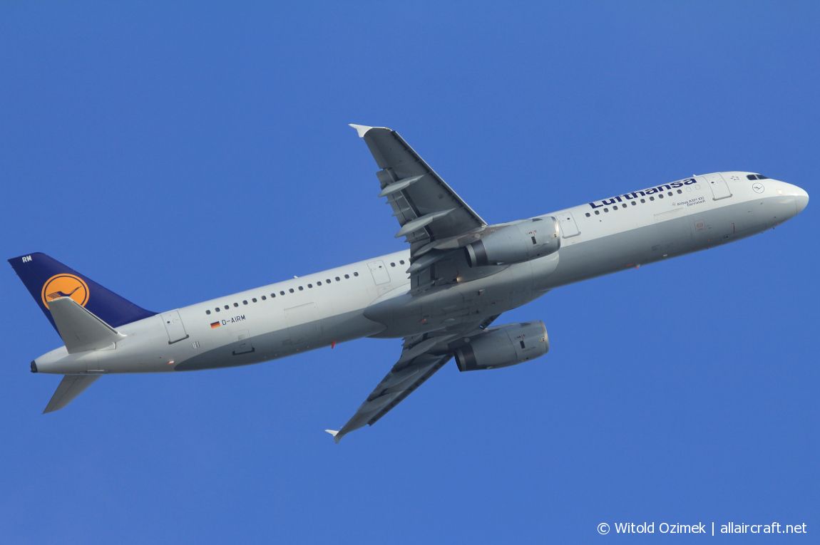 D-AIRM · Airbus A321-131 · (FCO / LIRF)