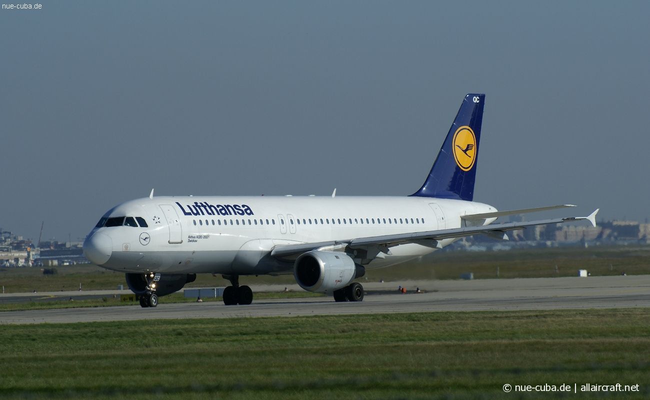 D-AIQC · Airbus A320-211 · (FRA / EDDF)