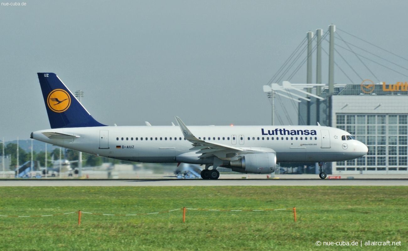 D-AIUZ · Airbus A320-214 · (MUC / EDDM)