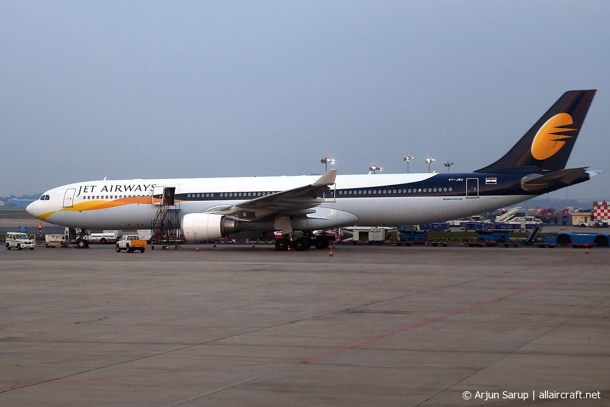 VT-JWU · Airbus A330-302 · (MAA / VOMM)
