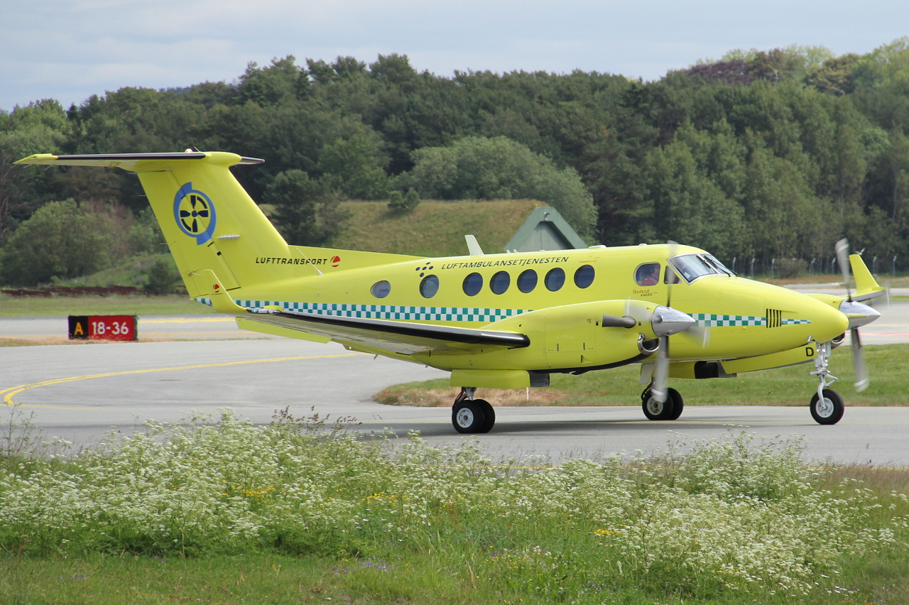 LN-LTD · Beechcraft B200 King Air · (SVG / ENZV)