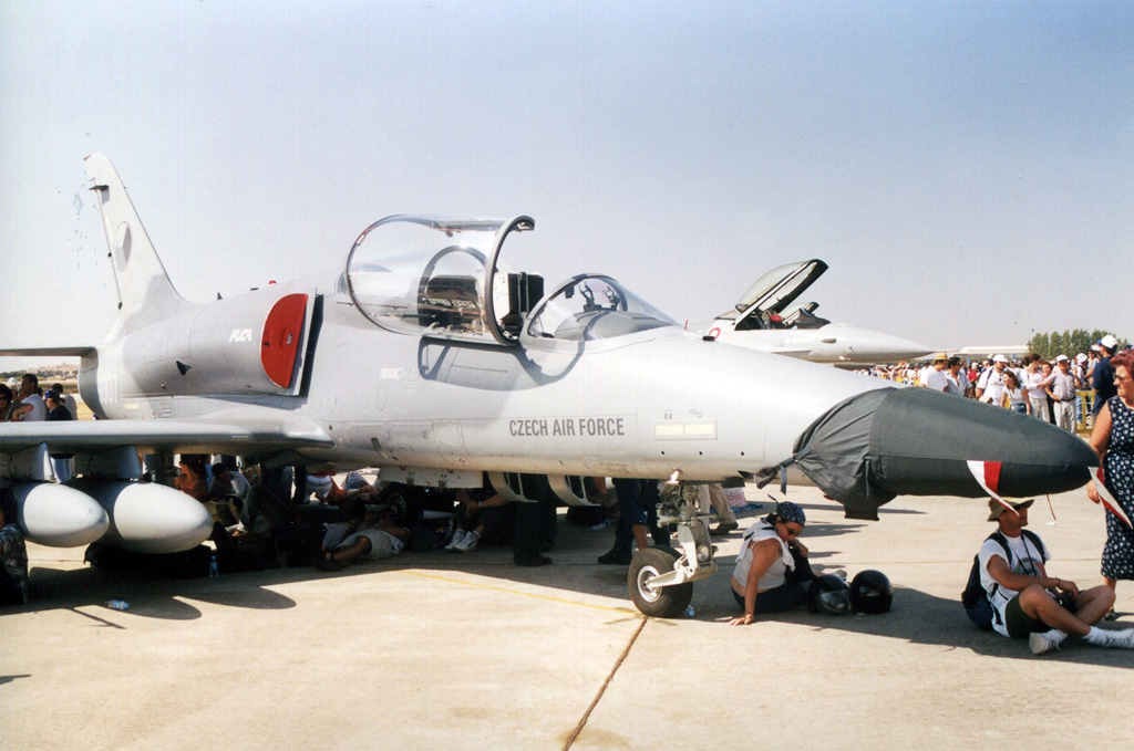 6007 · Aero L-159A Alca · (LPBJ)