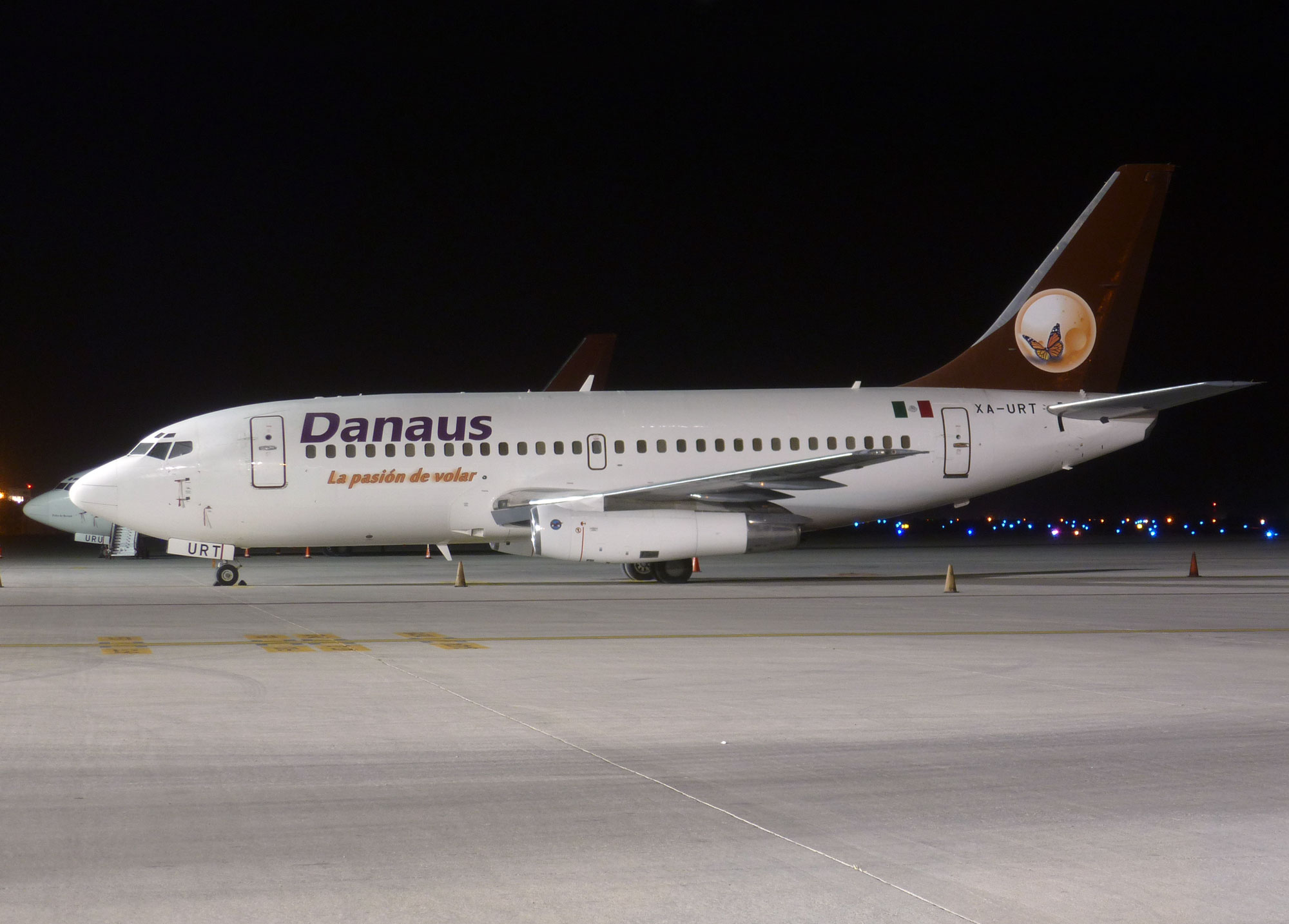 XA-URT · Boeing 737-247/Adv · (QET / MMQT)