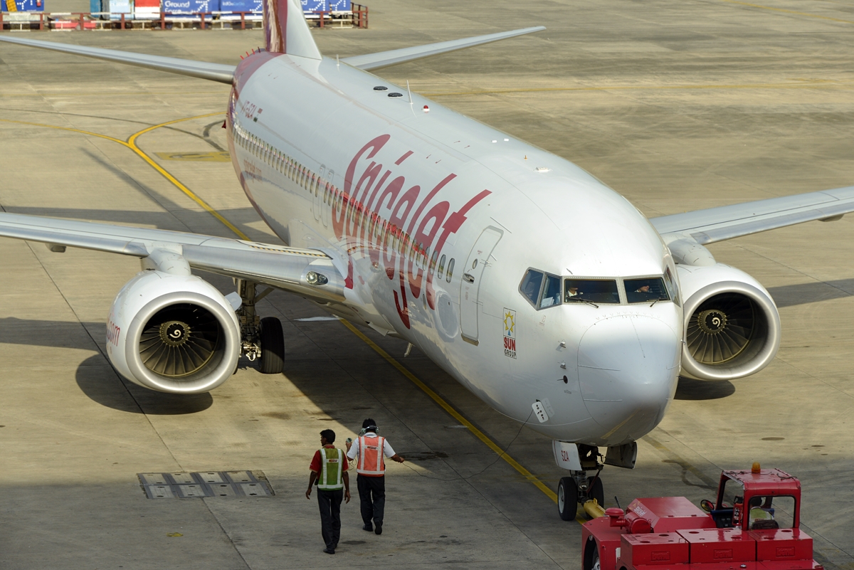 VT-SZA · Boeing 737-8GJ(WL) · (CCU / VECC)