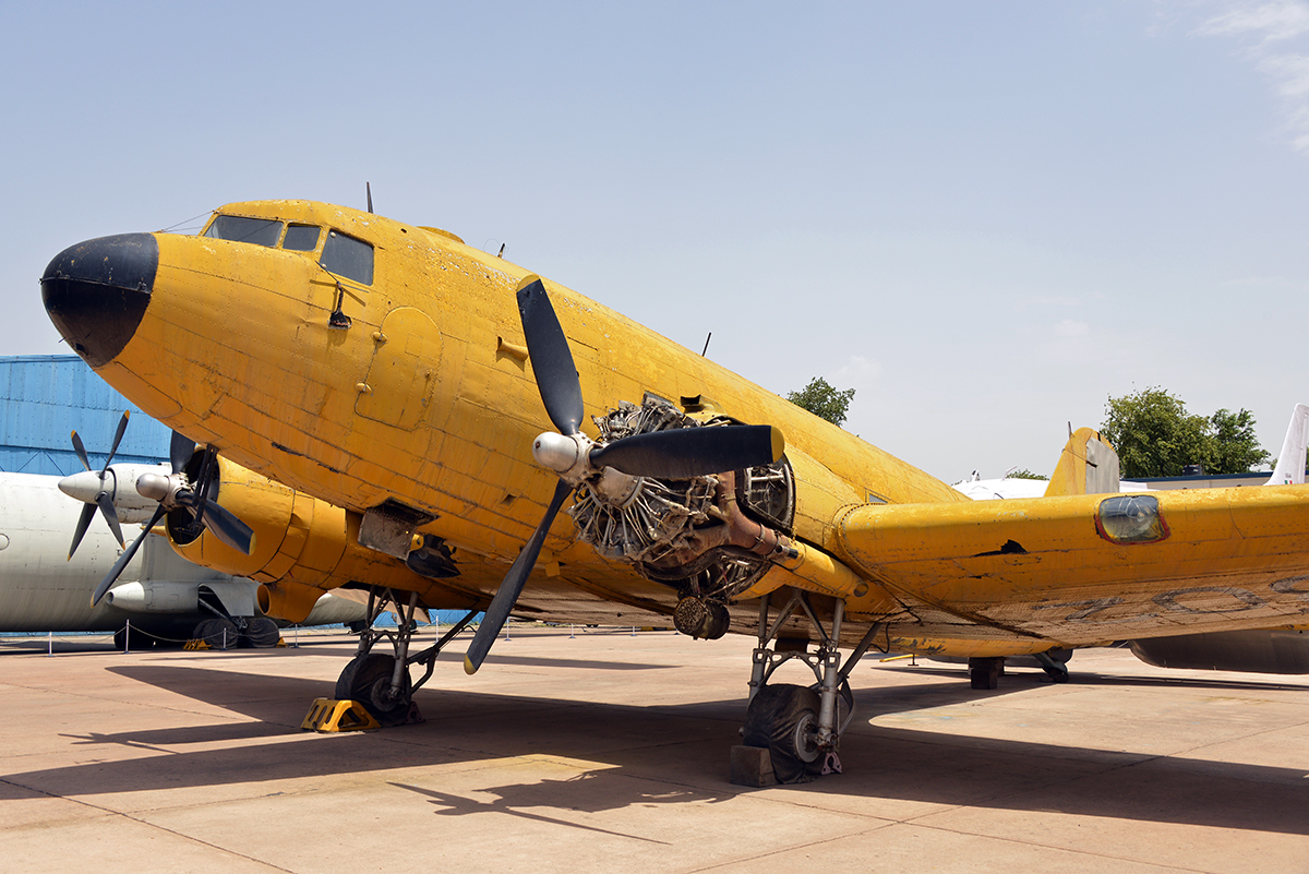 IJ302 · Douglas C-47D Skytrain · (DEL / VIDP)