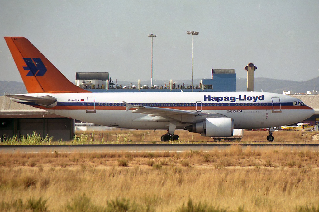 D-AHLX · Airbus A310-204 · (FAO / LPFR)