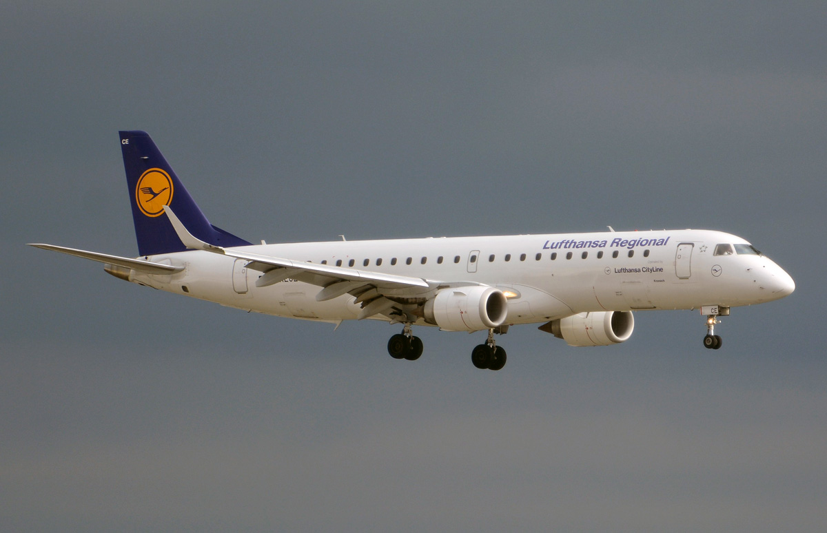 D-AECE · Embraer 190-100LR · (FRA / EDDF)