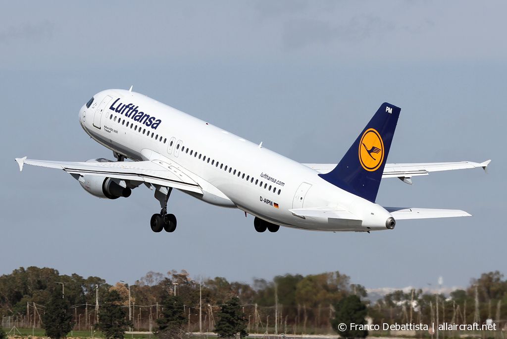D-AIPM · Airbus A320-211 · (MLA / LMML)