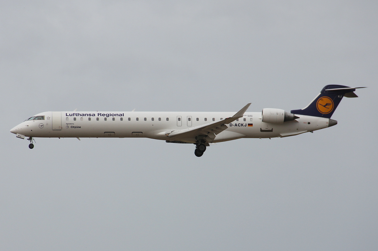 D-ACKJ · Bombardier CRJ-900LR · (FCO / LIRF)