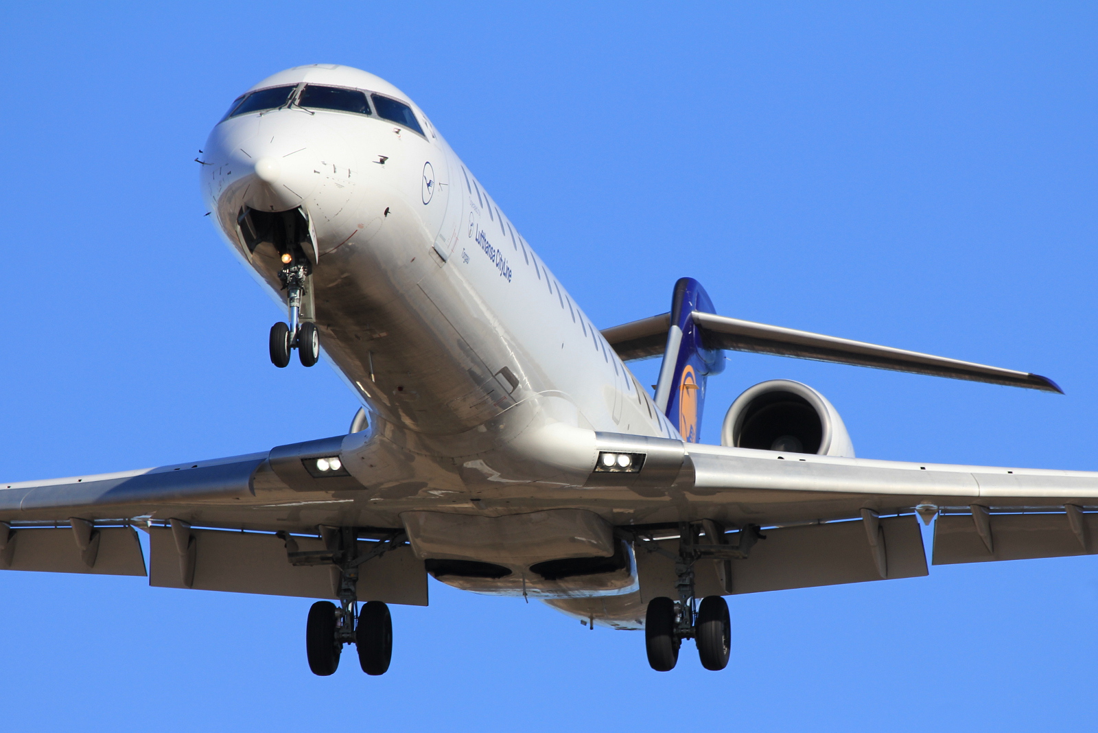 D-ACPP · Bombardier CRJ-701ER · (SVG / ENZV)