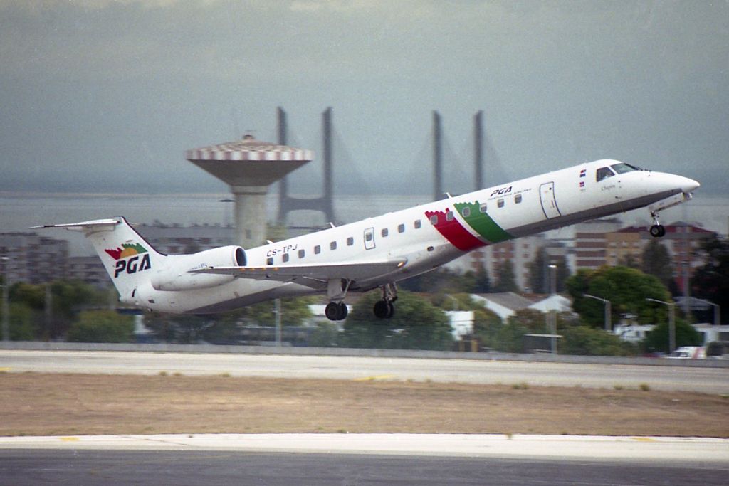 CS-TPJ · Embraer ERJ-145EP · (LIS / LPPT)