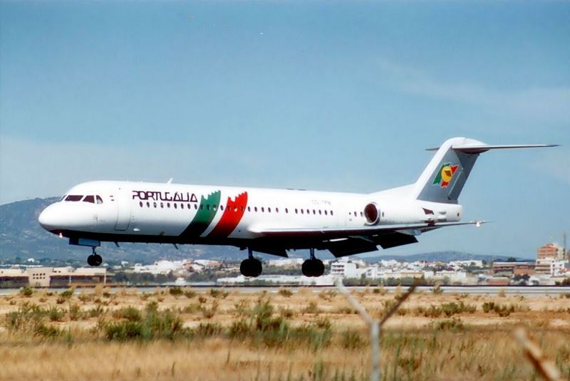 CS-TPB · Fokker 100 · (FAO / LPFR)