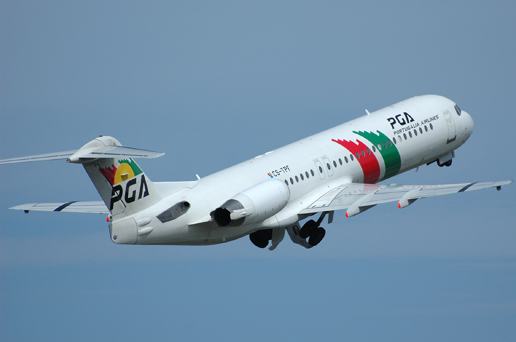 CS-TPF · Fokker 100 · (OPO / LPPR)