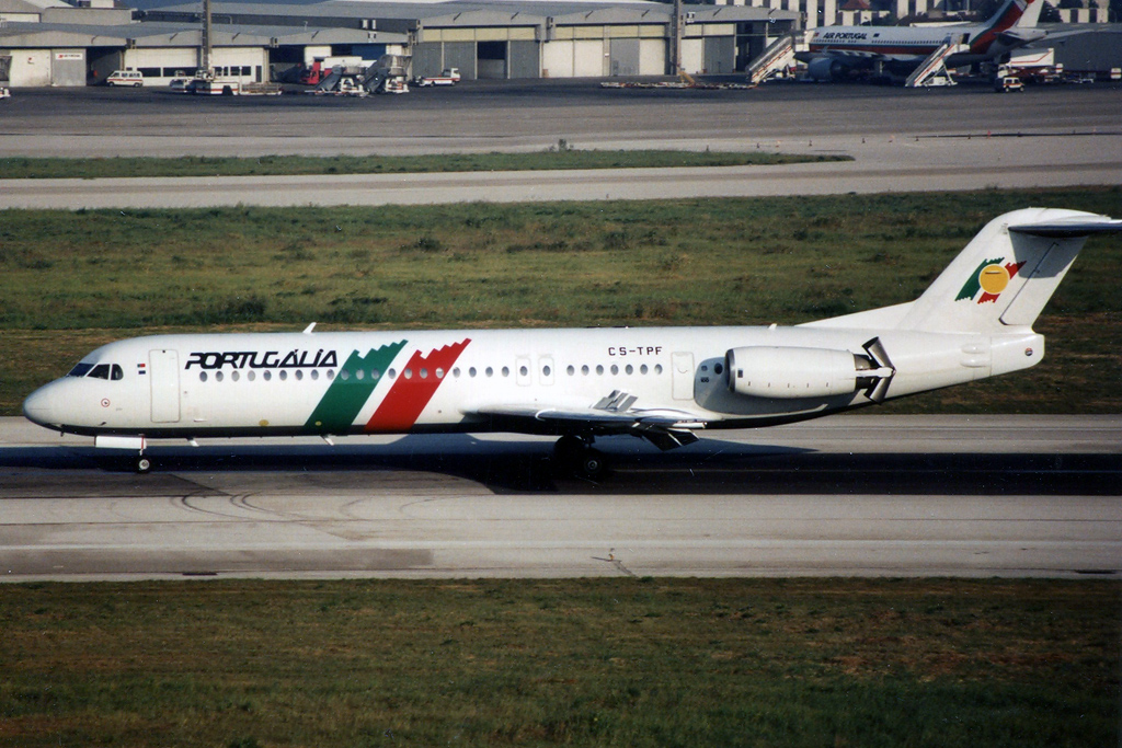 CS-TPF · Fokker 100 · (LIS / LPPT)