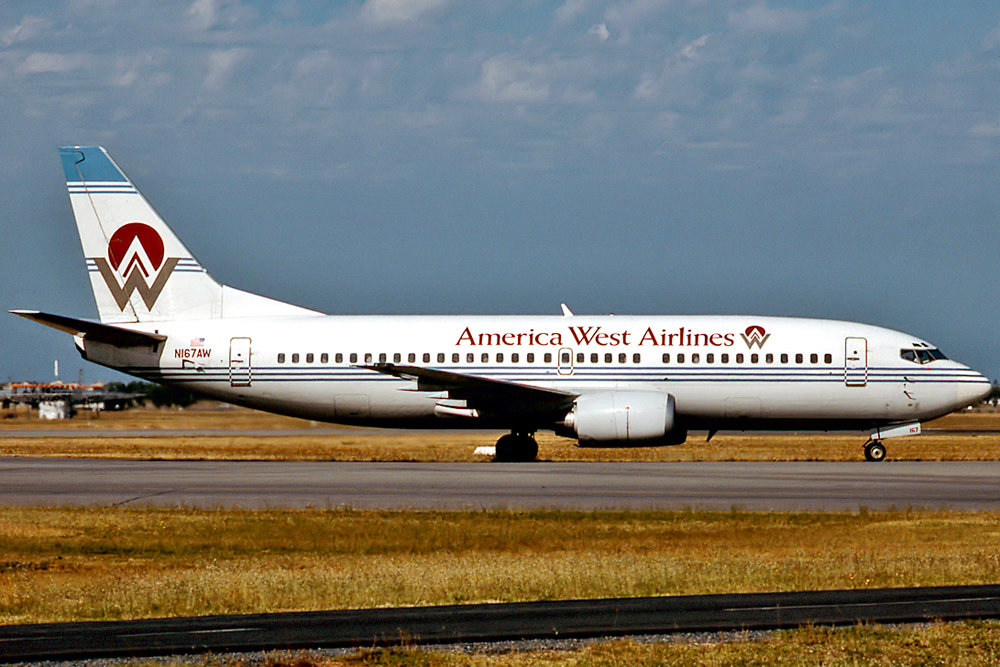 N167AW · Boeing 737-33A · (ADL / YPAD)