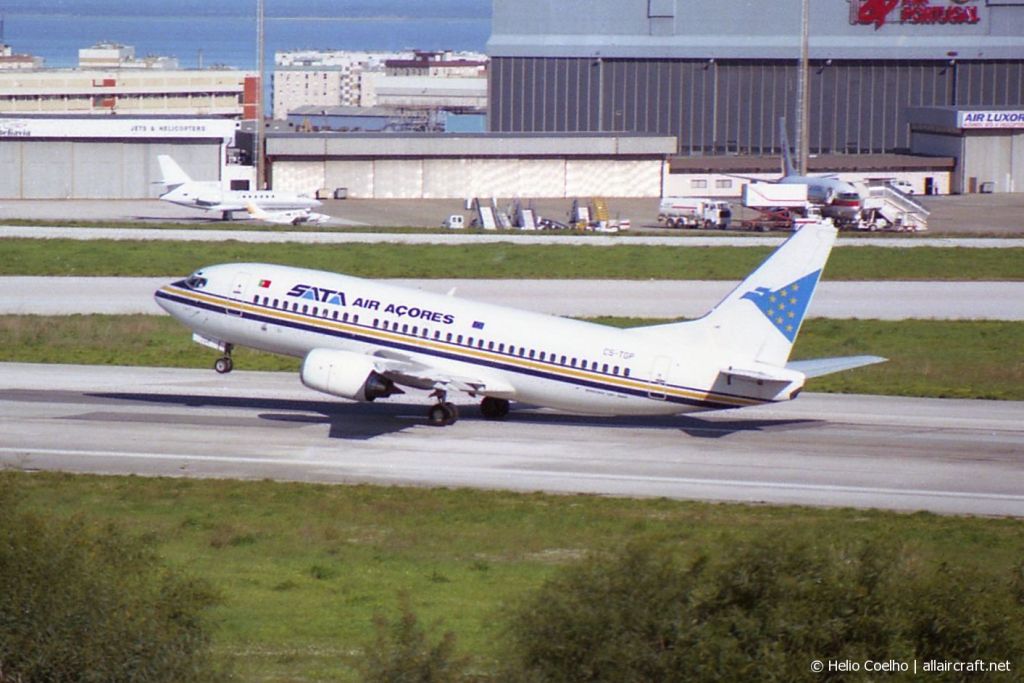 CS-TGP · Boeing 737-3Q8 · (LIS / LPPT)