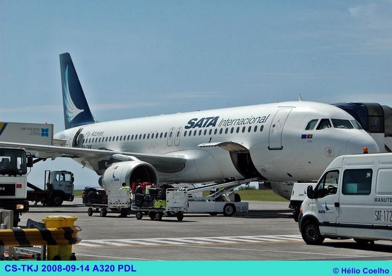 CS-TKJ · Airbus A320-212 · (PDL / LPPD)