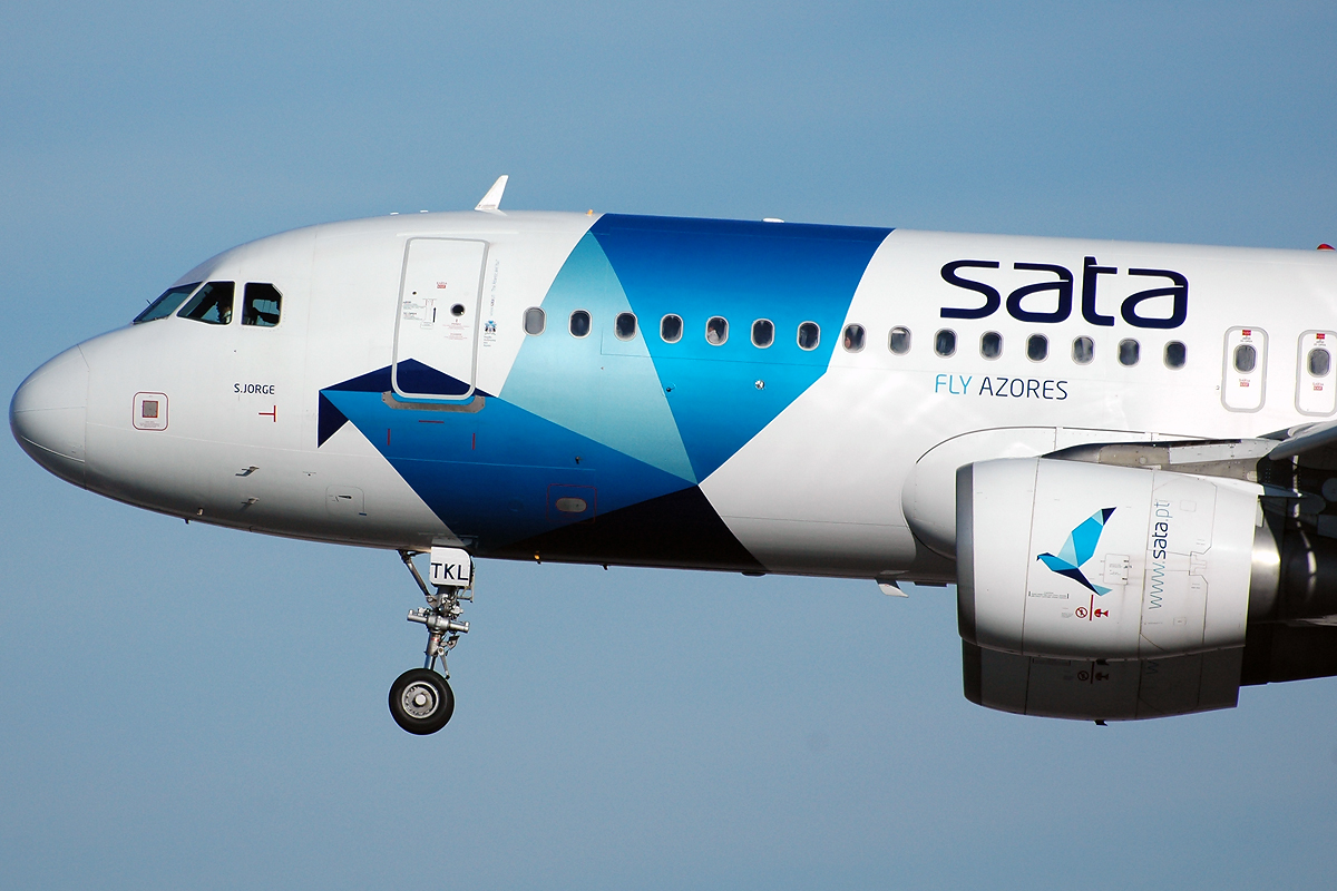 CS-TKL · Airbus A320-214 · (LIS / LPPT)