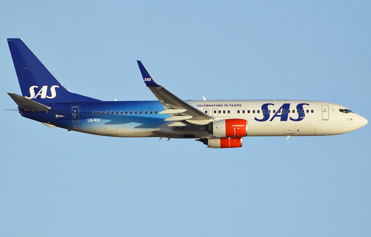 LN-RGI · Boeing 737-86N(WL) · (LPA / GCLP)