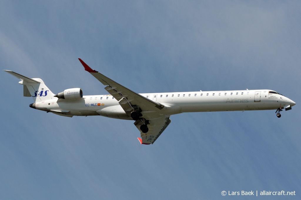EC-MLC · Bombardier CRJ-1000 · (CPH / EKCH)