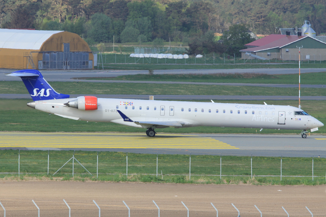OY-KFD · Bombardier CRJ-900LR · (SVG / ENZV)