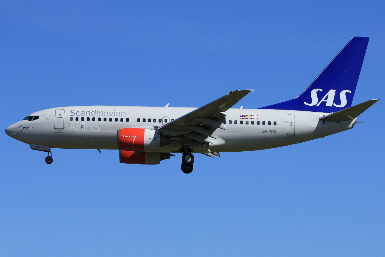 LN-RRM · Boeing 737-783 · (SVG / ENZV)