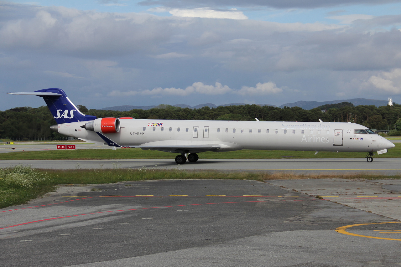 OY-KFF · Bombardier CRJ-900 · (SVG / ENZV)