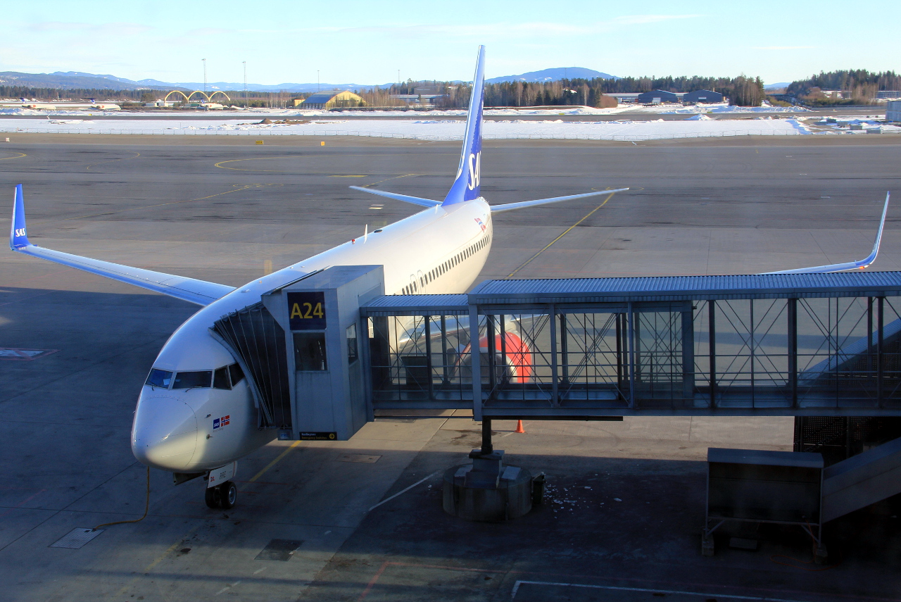 LN-RRE · Boeing 737-85P(WL) · (OSL / ENGM)