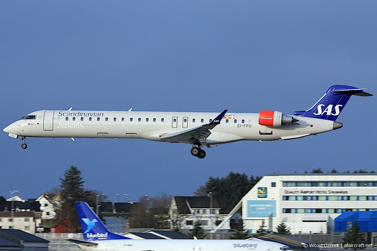 EI-FPO · Bombardier CRJ-900LR · (SVG / ENZV)