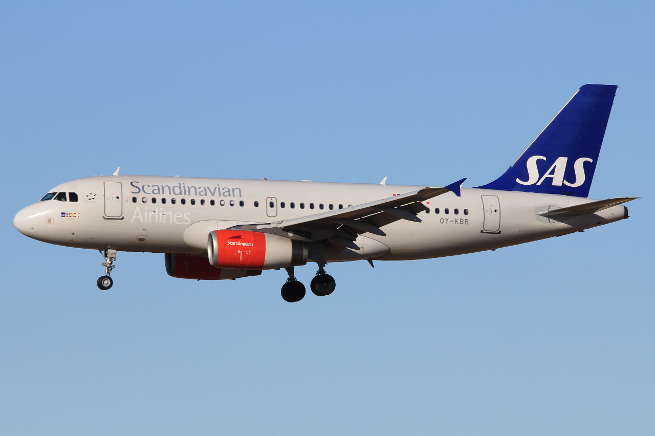 OY-KBR · Airbus A319-132 · (SVG / ENZV)
