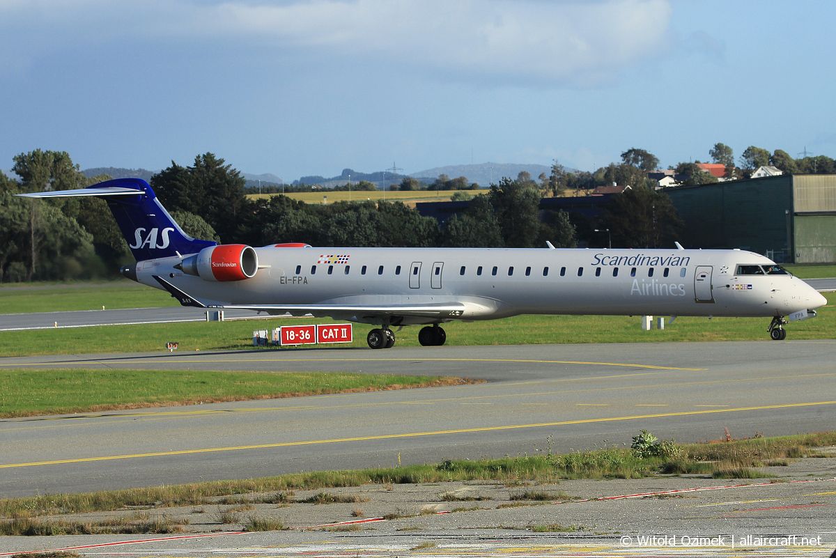 EI-FPA · Bombardier CRJ-900LR · (SVG / ENZV)