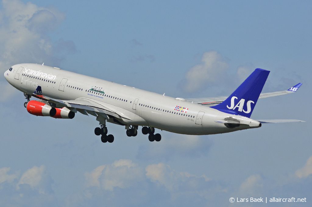 LN-RKG · Airbus A340-313 · (CPH / EKCH)