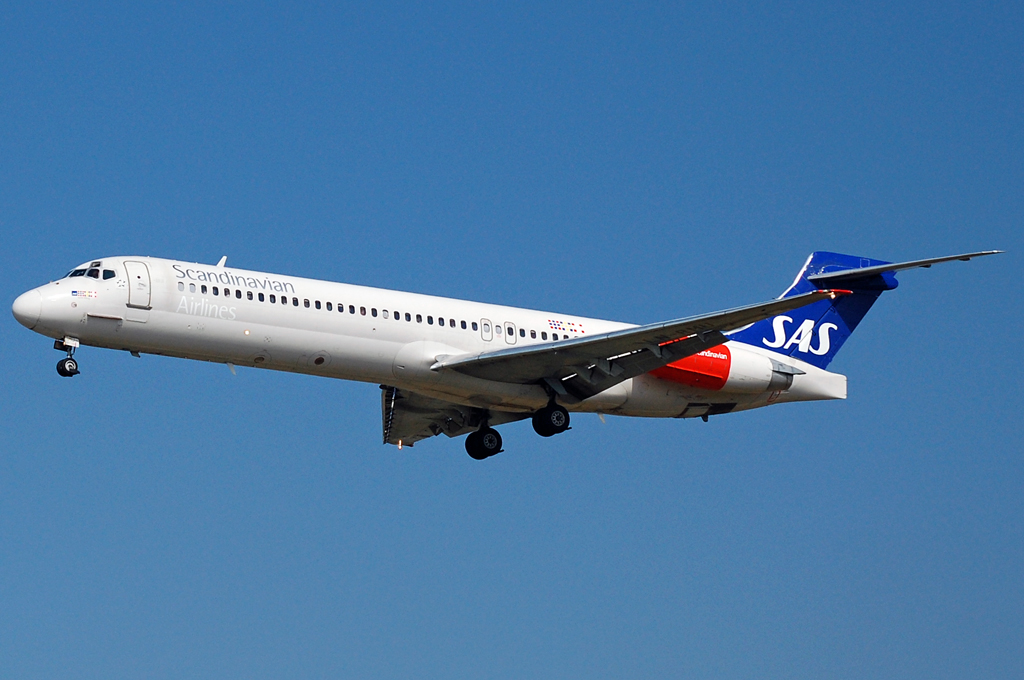 LN-RMU · McDonnell Douglas MD-87 · (CPH / EKCH)