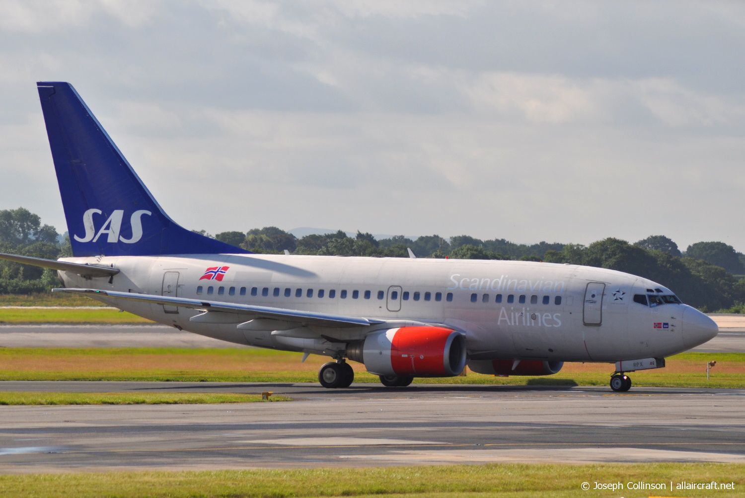 LN-RPX · Boeing 737-683 · (MAN / EGCC)