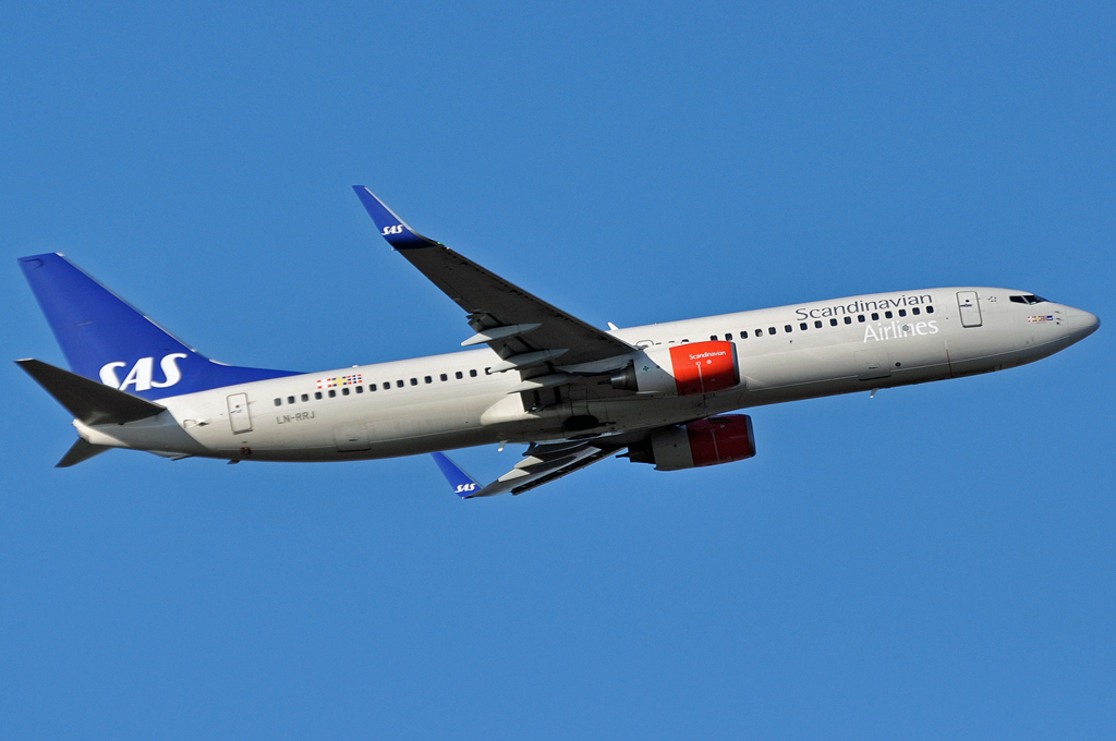 LN-RRJ · Boeing 737-883(WL) · (CPH / EKCH)