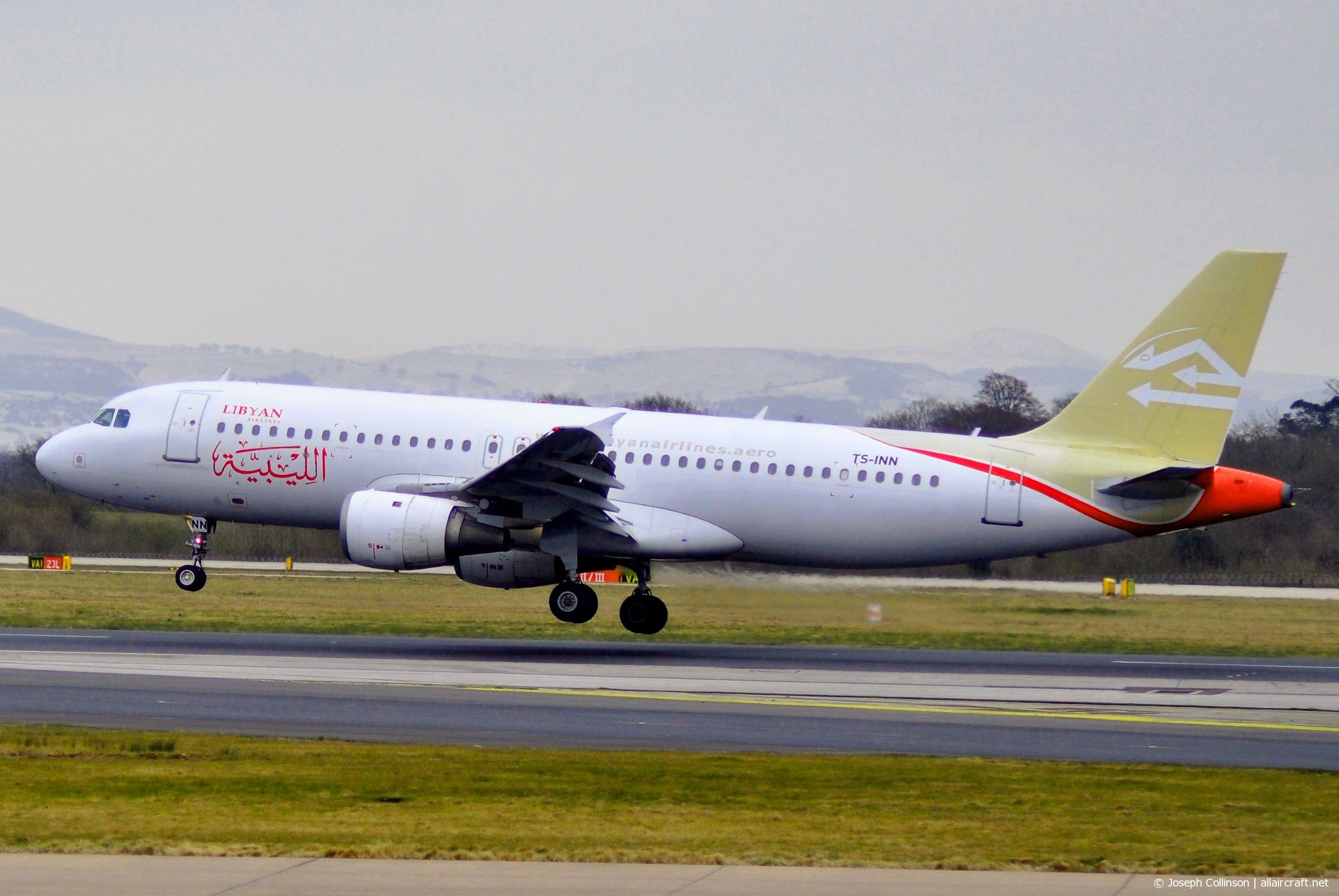 TS-INN · Airbus A320-212 · (MAN / EGCC)